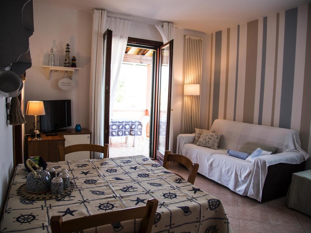 Bellasirmione Holiday Apartments Δωμάτιο φωτογραφία