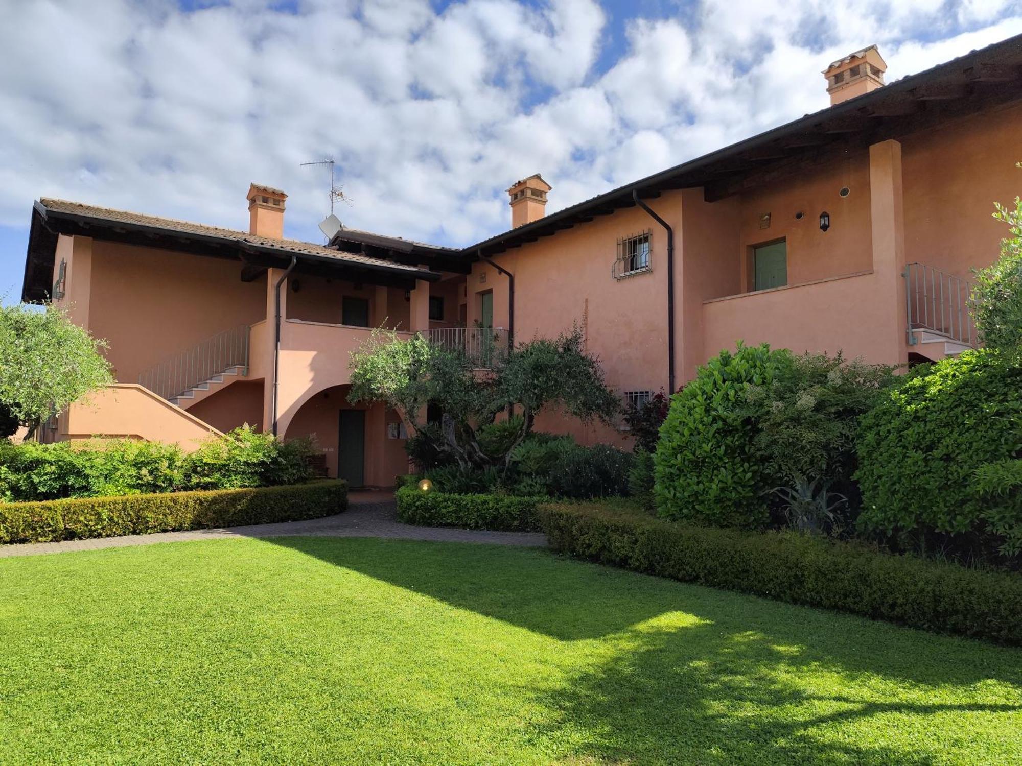 Bellasirmione Holiday Apartments Εξωτερικό φωτογραφία